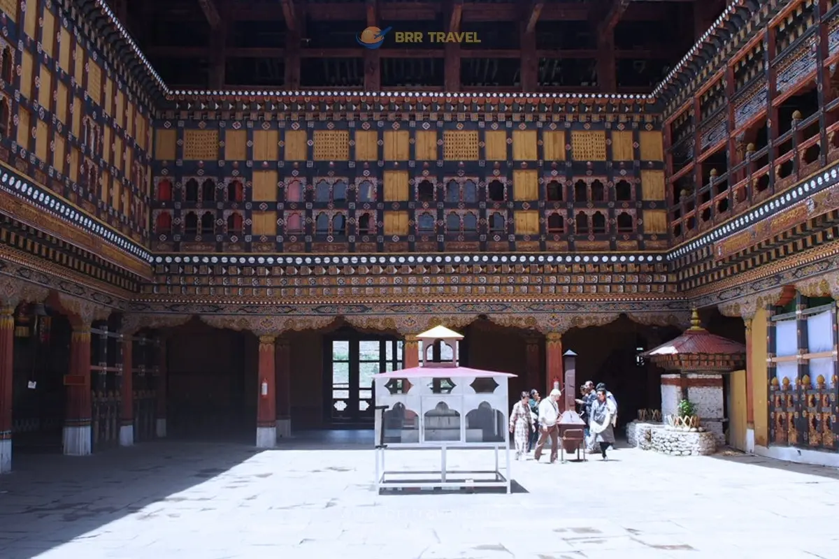rinpung dzong inside | BRR Travel